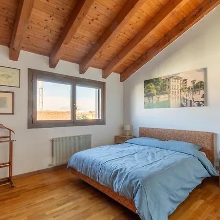 Apartment Ghirada Duplex By Welc Treviso