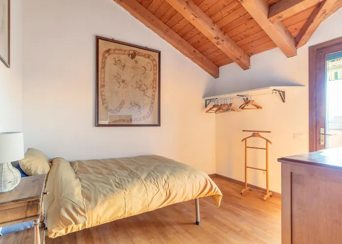 Ghirada Duplex By Welc * Treviso